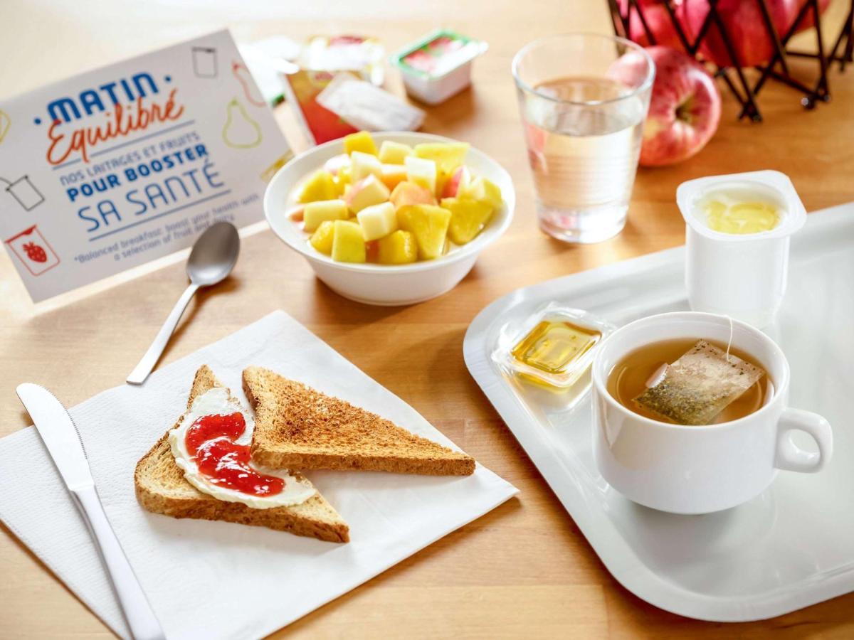 Ibis Budget Lons-Le-Saunier Esterno foto